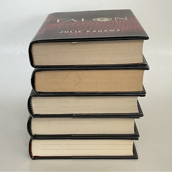 TALON by Julie Kagawa - Full Book Set - Picture 6 of 8